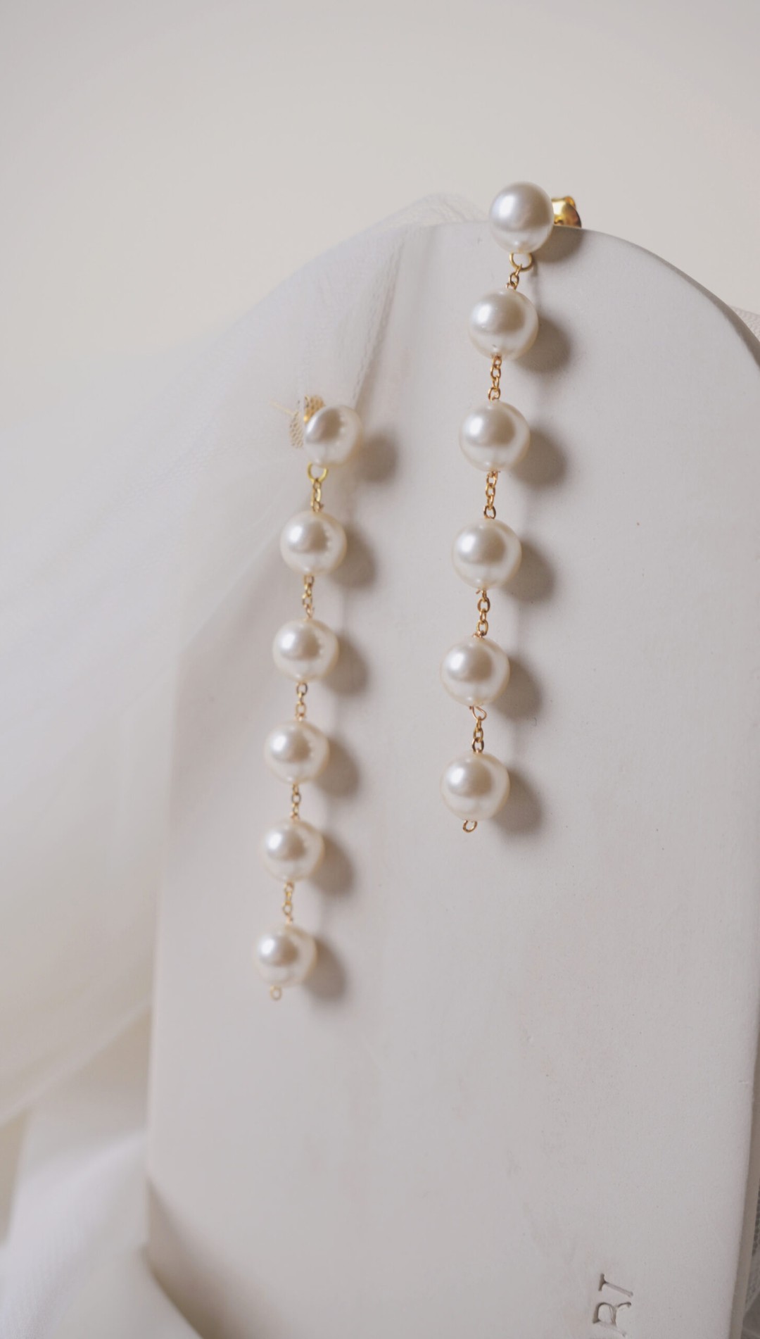 7CCAE1EC-CC47-4849-A33A-19A0A7AC9BF9