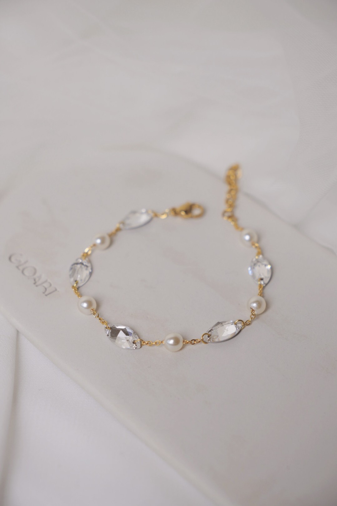 839DF5AF-50A7-4D99-A44F-D03A98D48CAE 839DF5AF-50A7-4D99-A44F-D03A98D48CAE