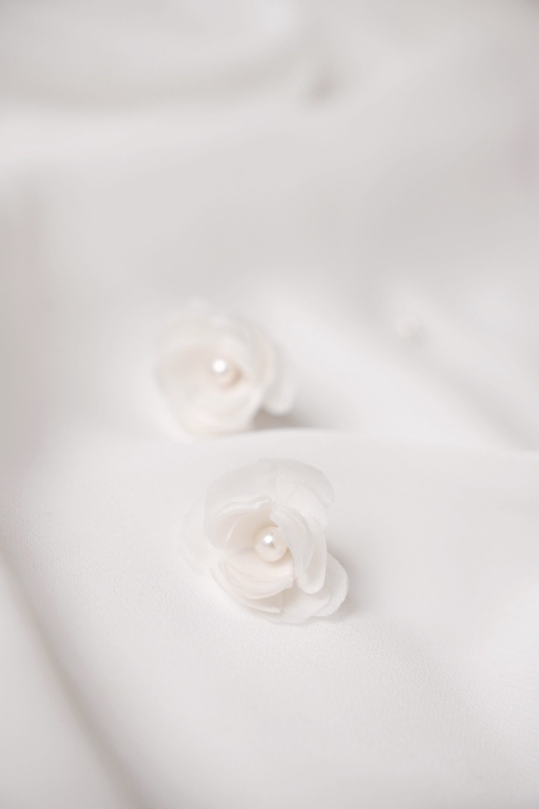 B8899775-8CF4-48EC-BD30-C0A0F972C9DE B8899775-8CF4-48EC-BD30-C0A0F972C9DE