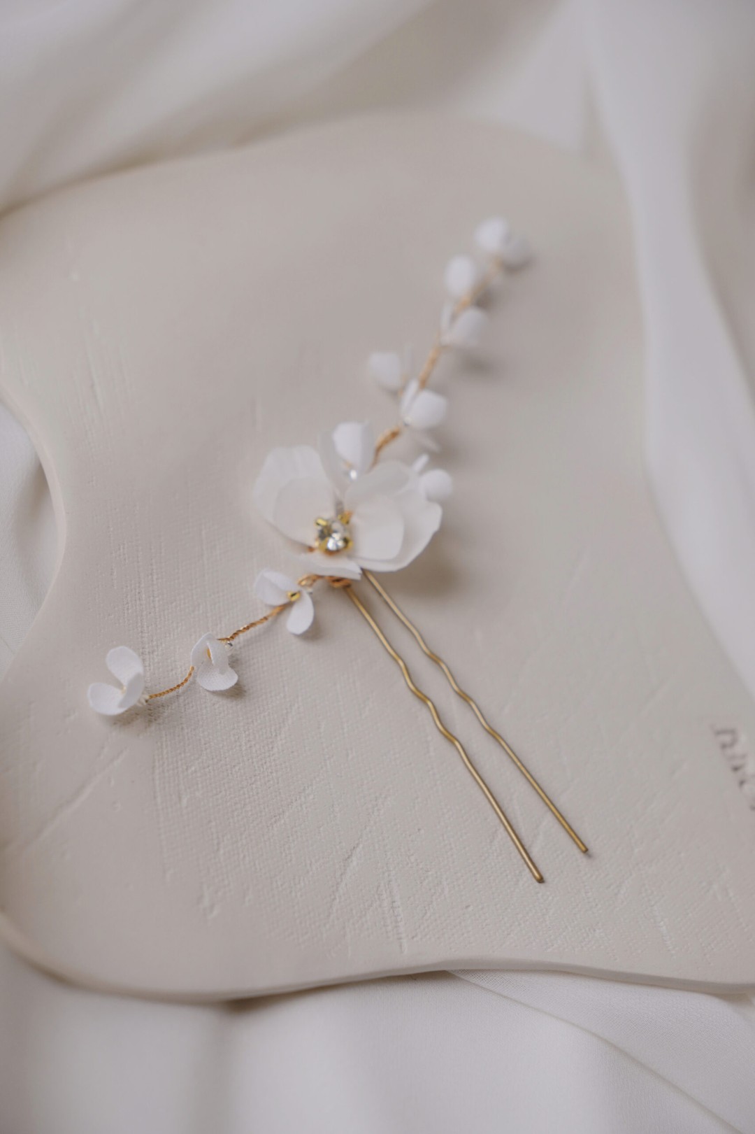 DBAD938A-0F9E-4003-91C1-27EB0A90762E