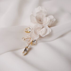 Ślubna spinka do włosów z kwiatami "Rosette"