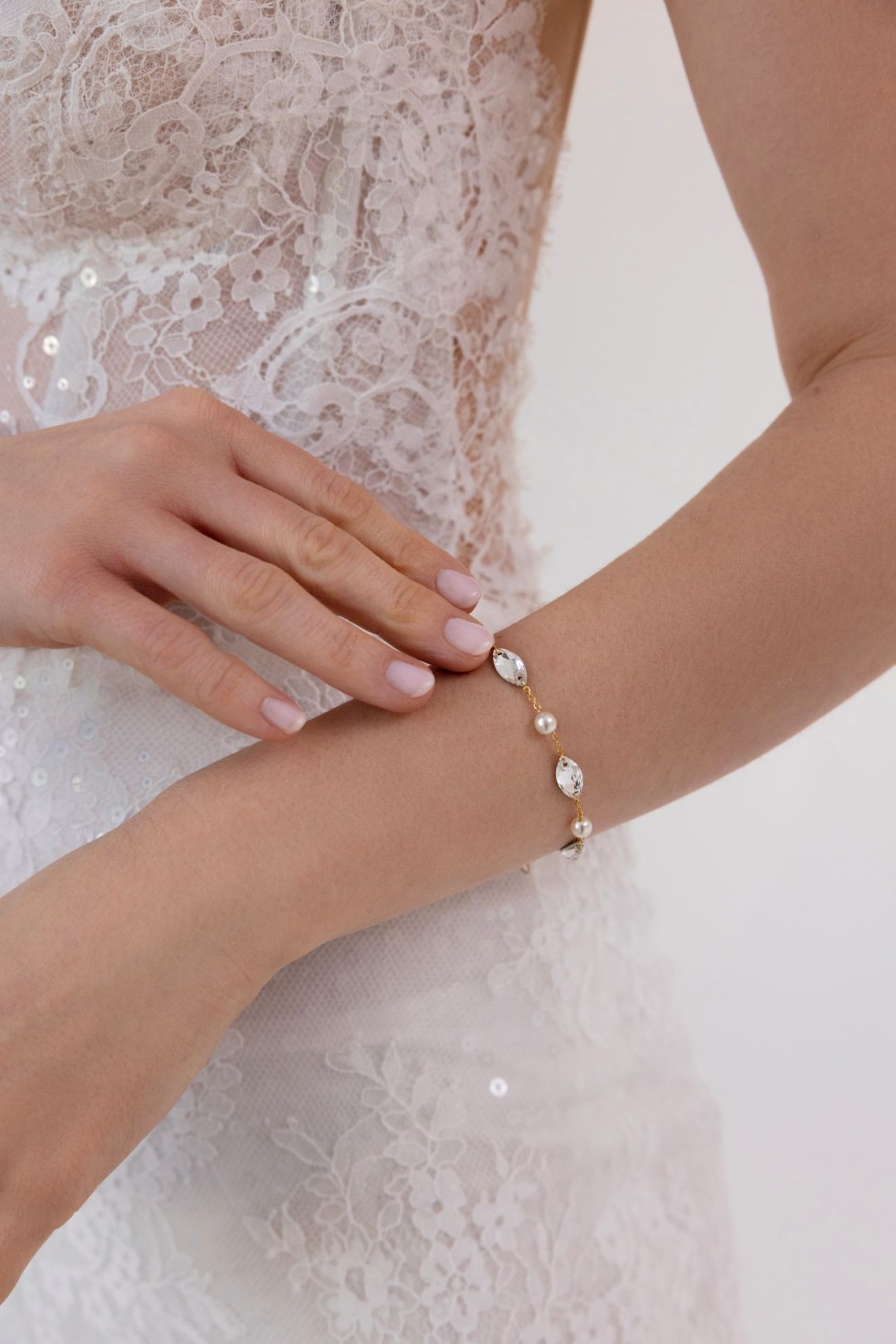 bransoletka ślubna z kwiatem bransoletka ślubna z kwiatem