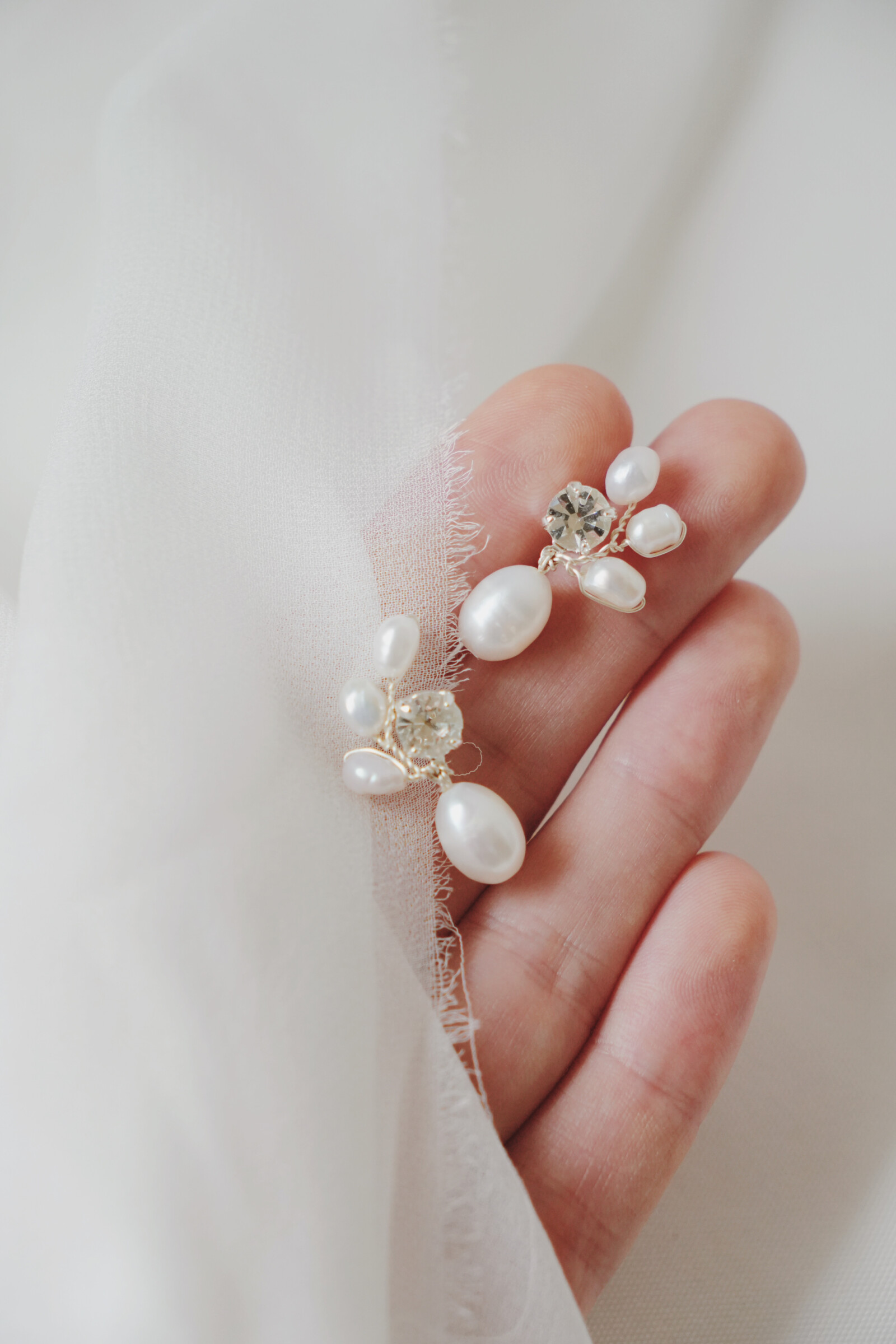 178AB16D-4D20-484A-8E2F-204BF549C6EE