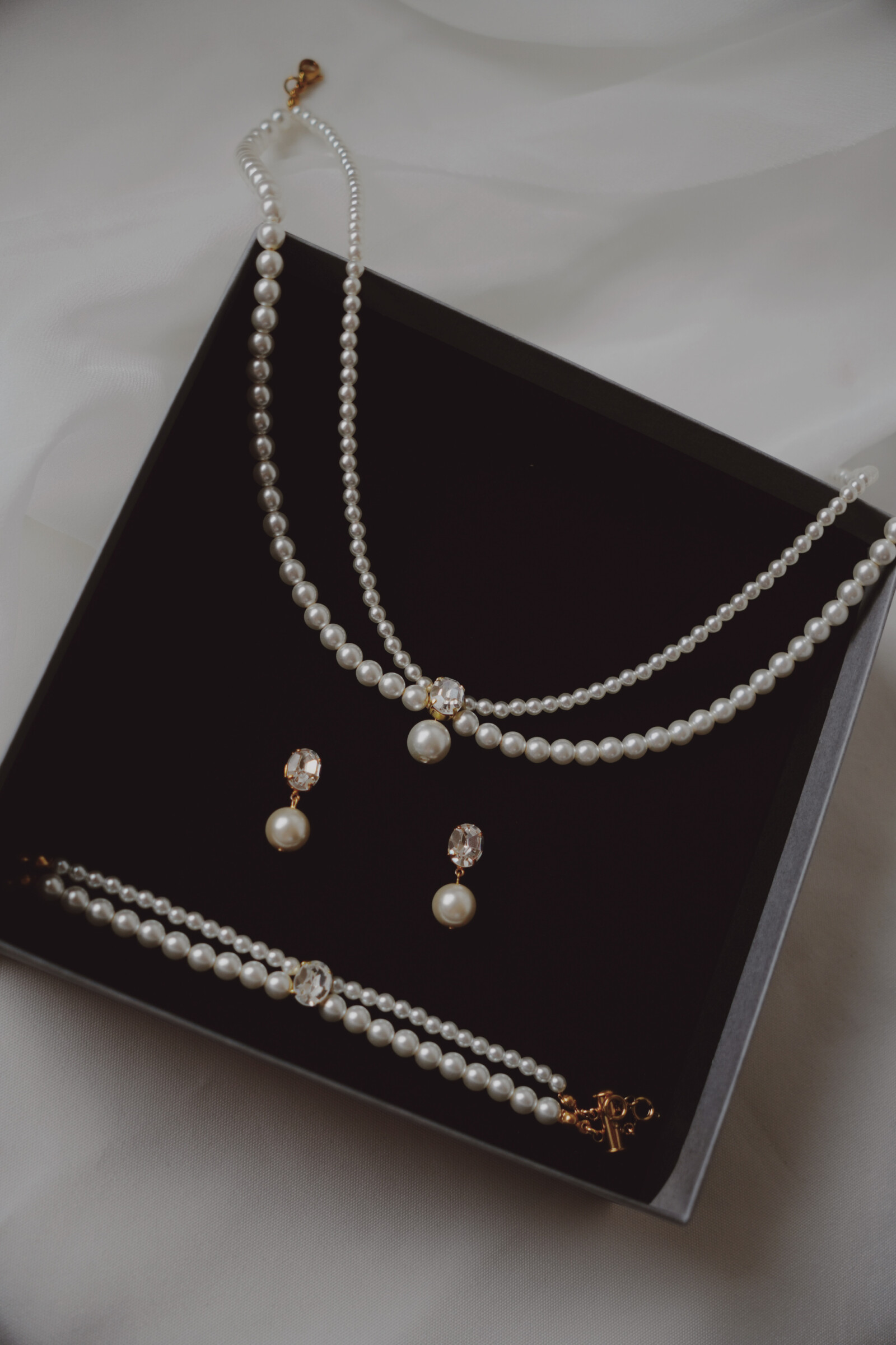 B2DFF680-9AE3-4319-AFBC-38418C6C60C7