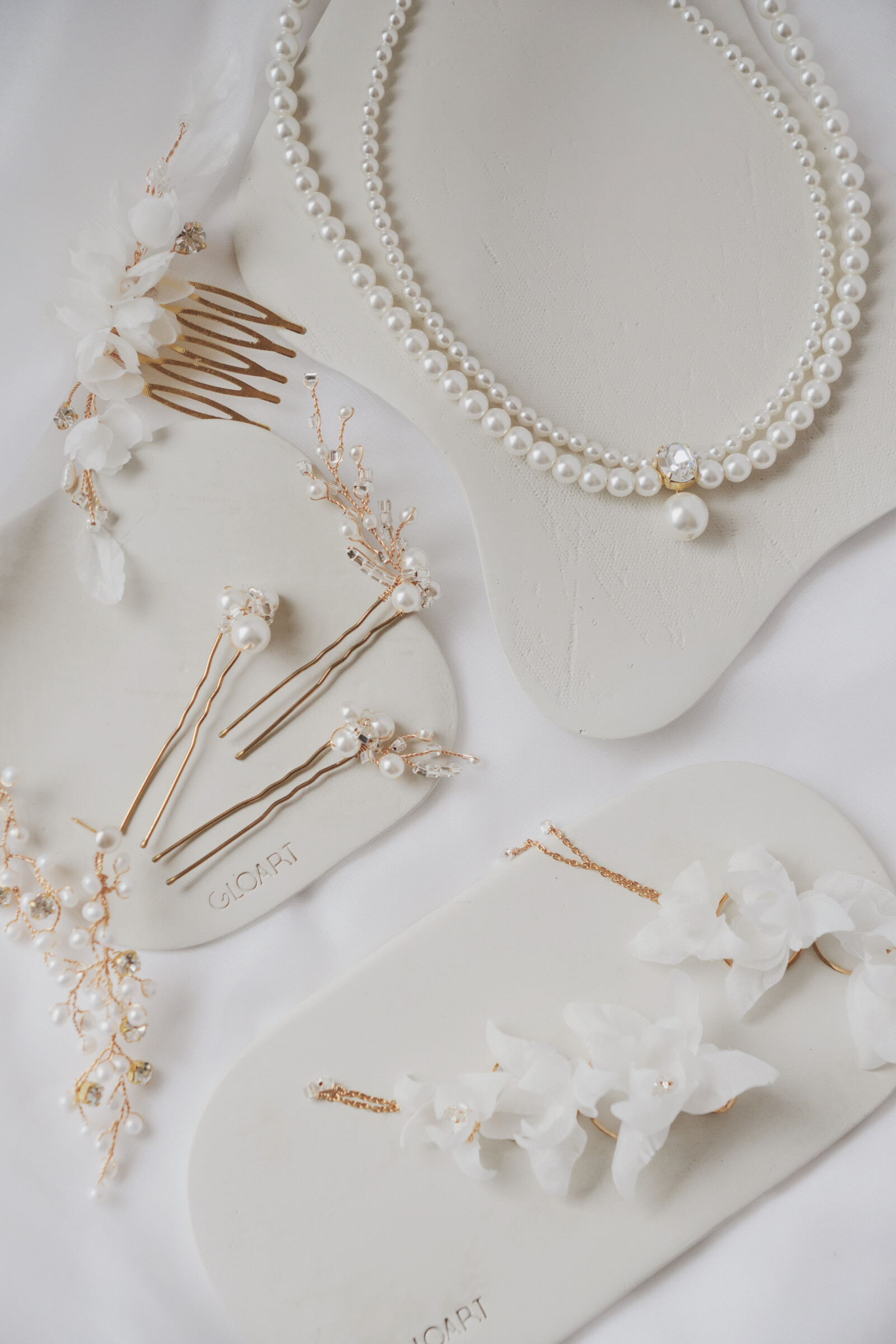 C9A4D281-0A17-451D-9113-7E5A0D3BFD64