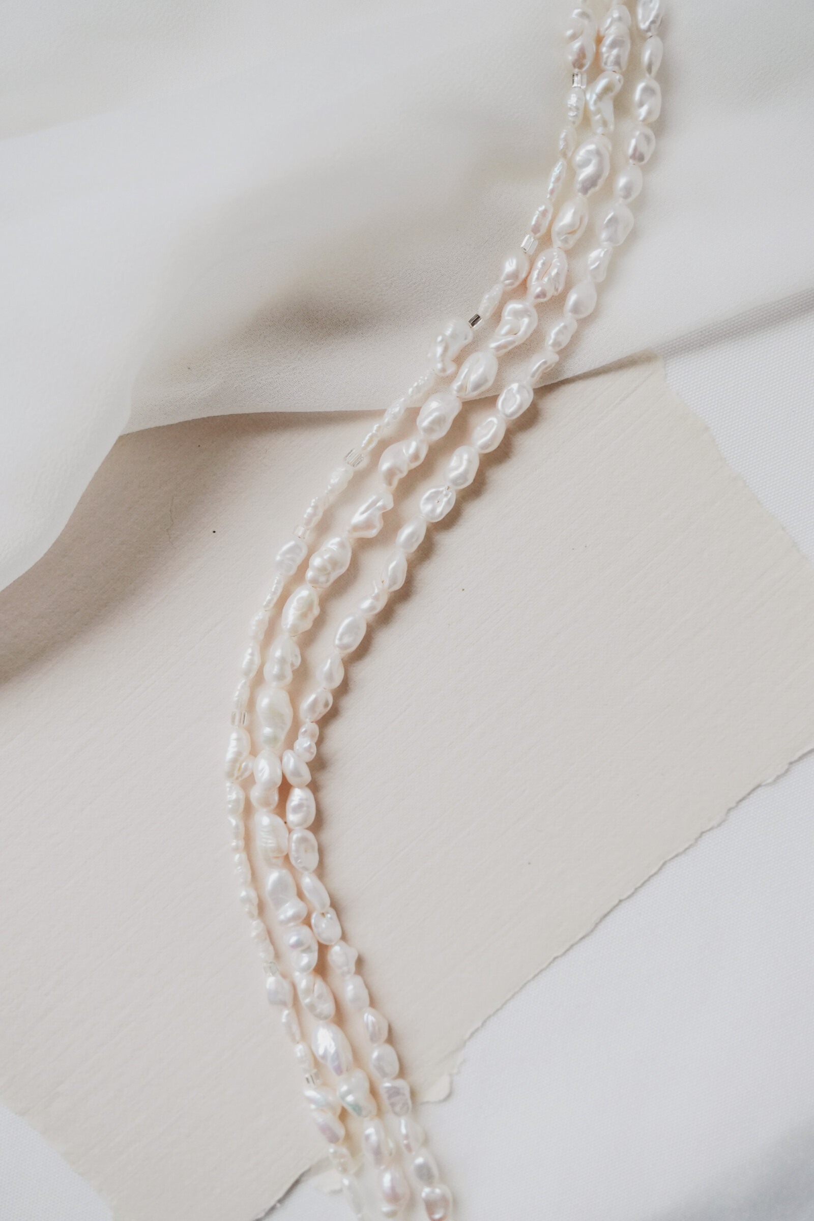 D33D4633-7DD0-4B6B-BA79-35434A64B567