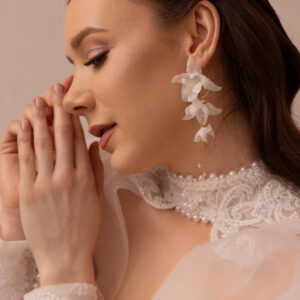 Subtelne kolczyki z kwiatami "Florentine"